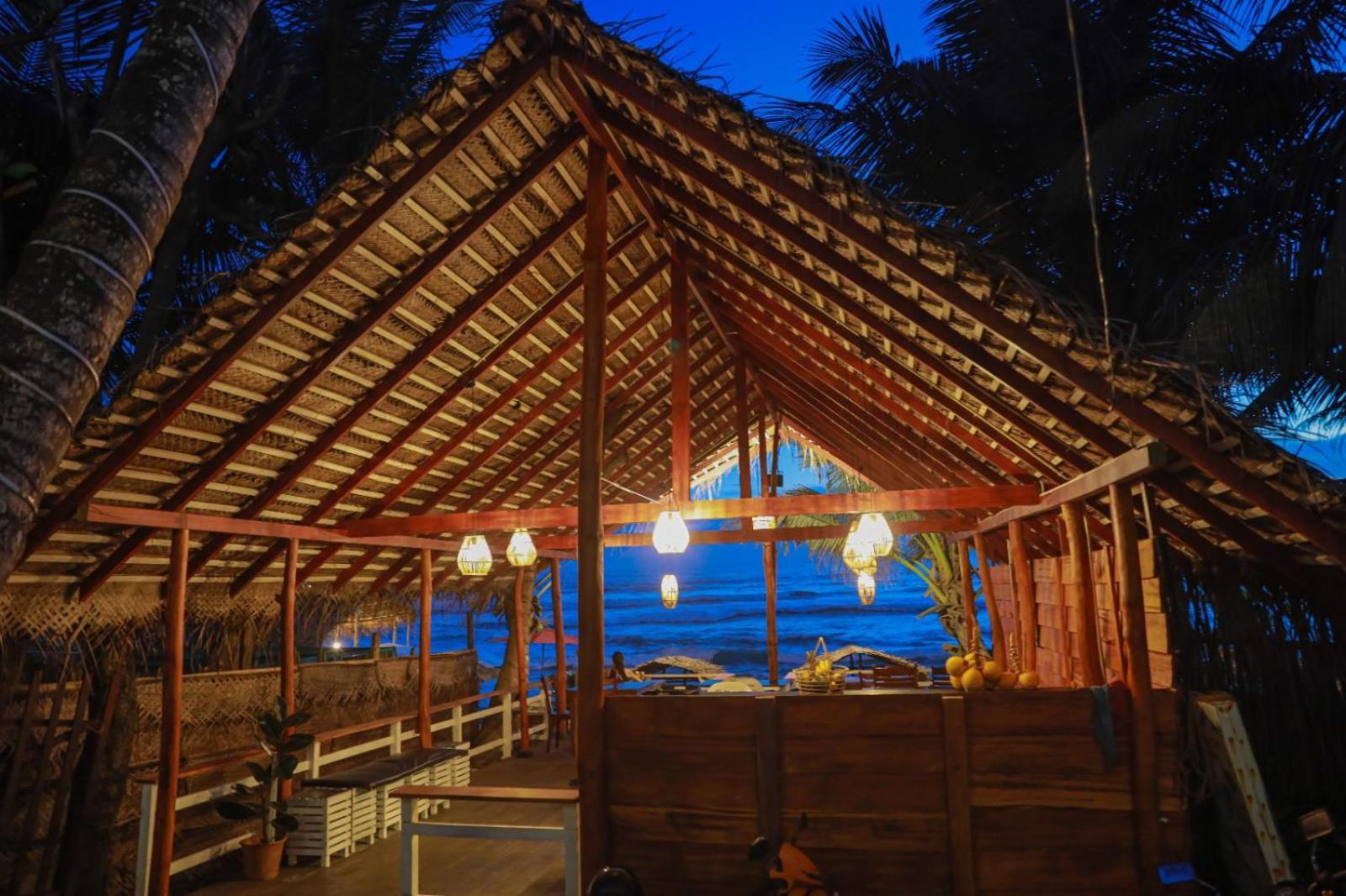 Ocean Breeze Villa Matara Exterior foto